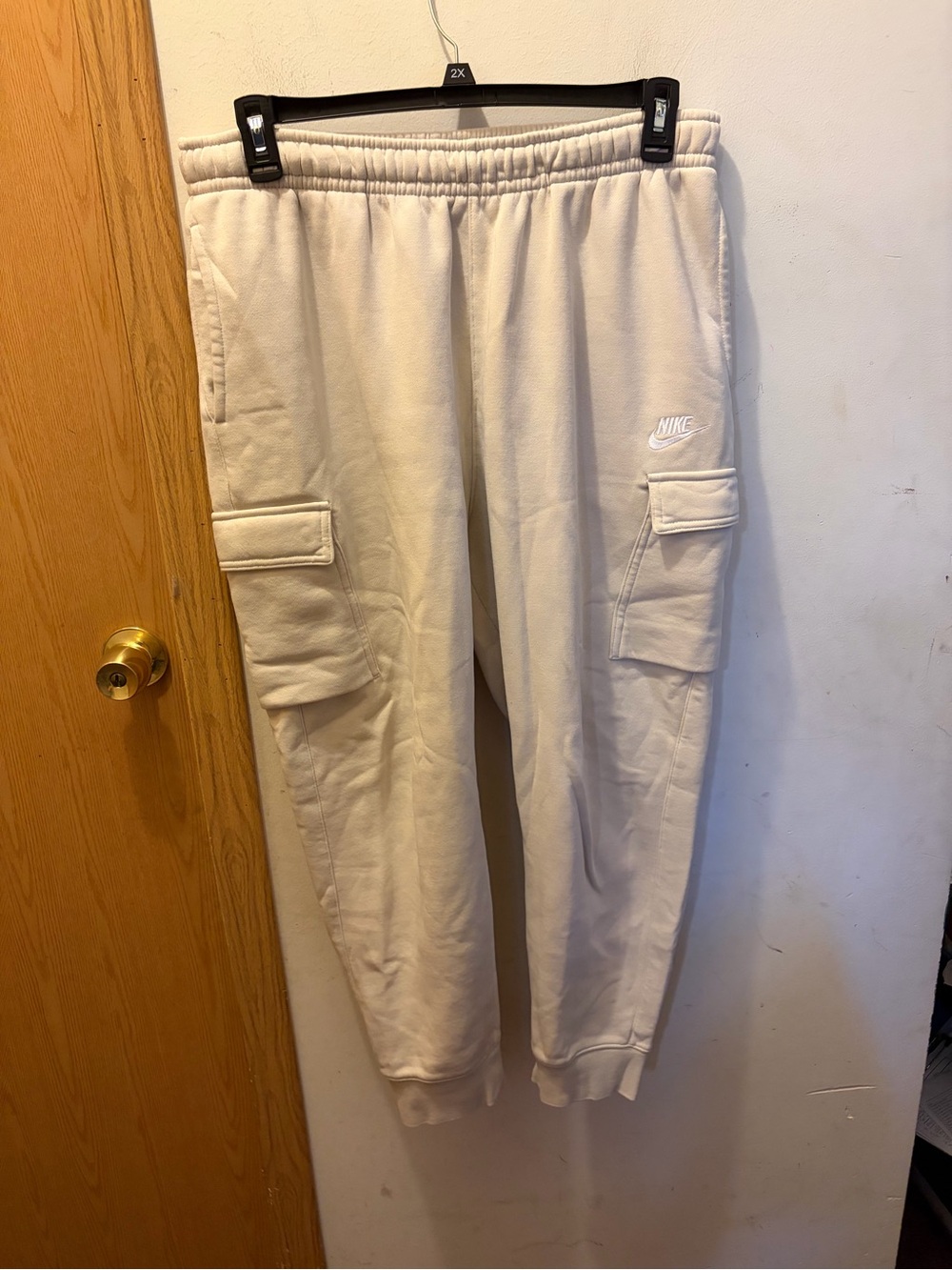 (L) Nike Fleece Cargo Pants
